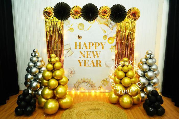 How to decorate your room for new year