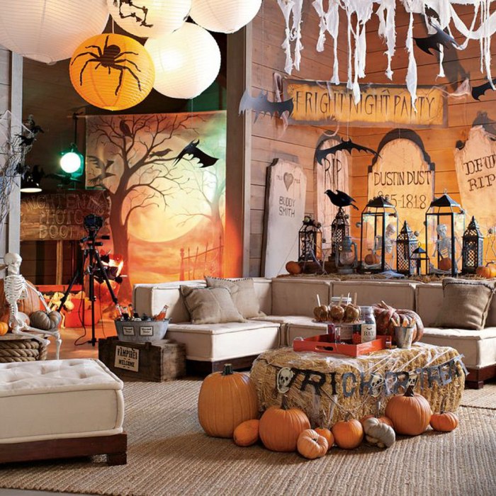 How to decorate a scary room for halloween