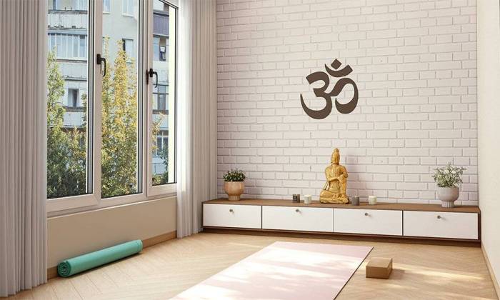 How to decorate yoga room